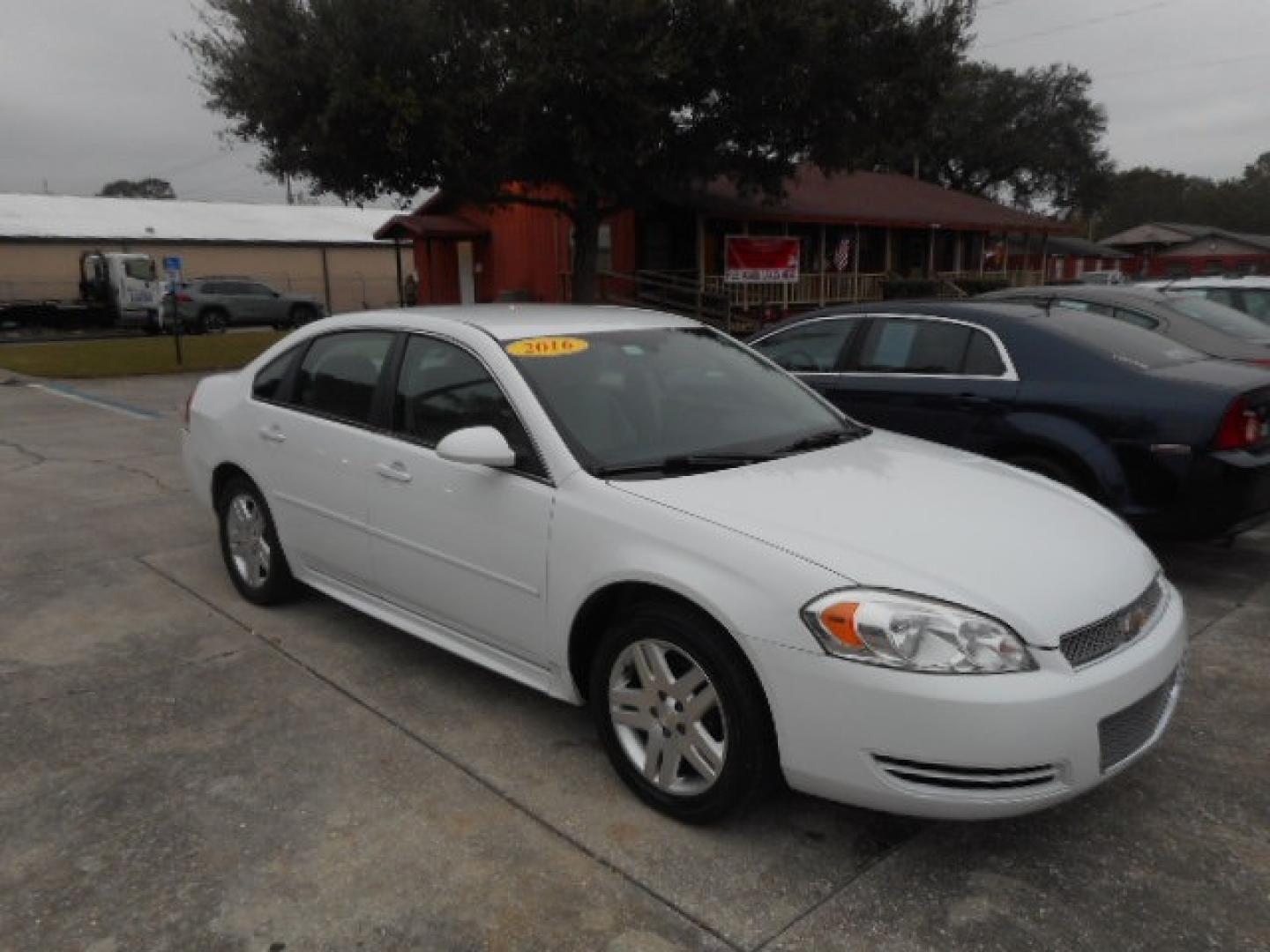 2016 WHITE CHEVROLET IMPALA LIMITED LT (2G1WB5E31G1) , located at 10405 Abercorn Street, Savannah, GA, 31419, (912) 921-8965, 31.988262, -81.131760 - Photo#2