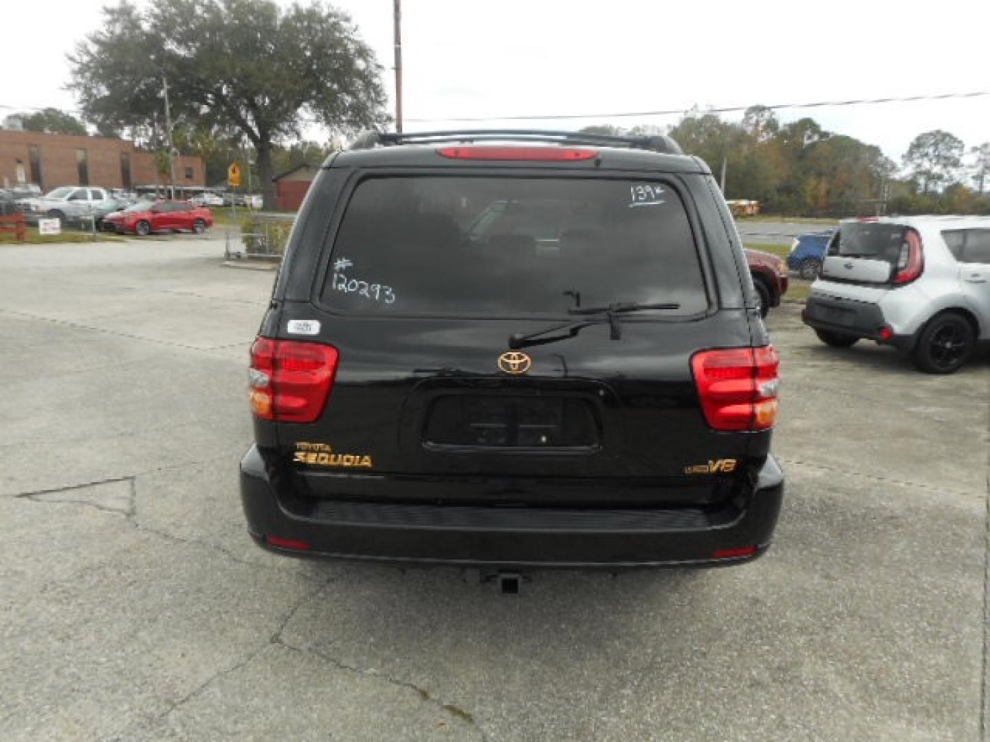 2004 BLACK TOYOTA SEQUOIA LIMITED (5TDZT38A34S) , located at 1200 Cassat Avenue, Jacksonville, FL, 32205, (904) 695-1885, 30.302404, -81.731033 - Photo#4