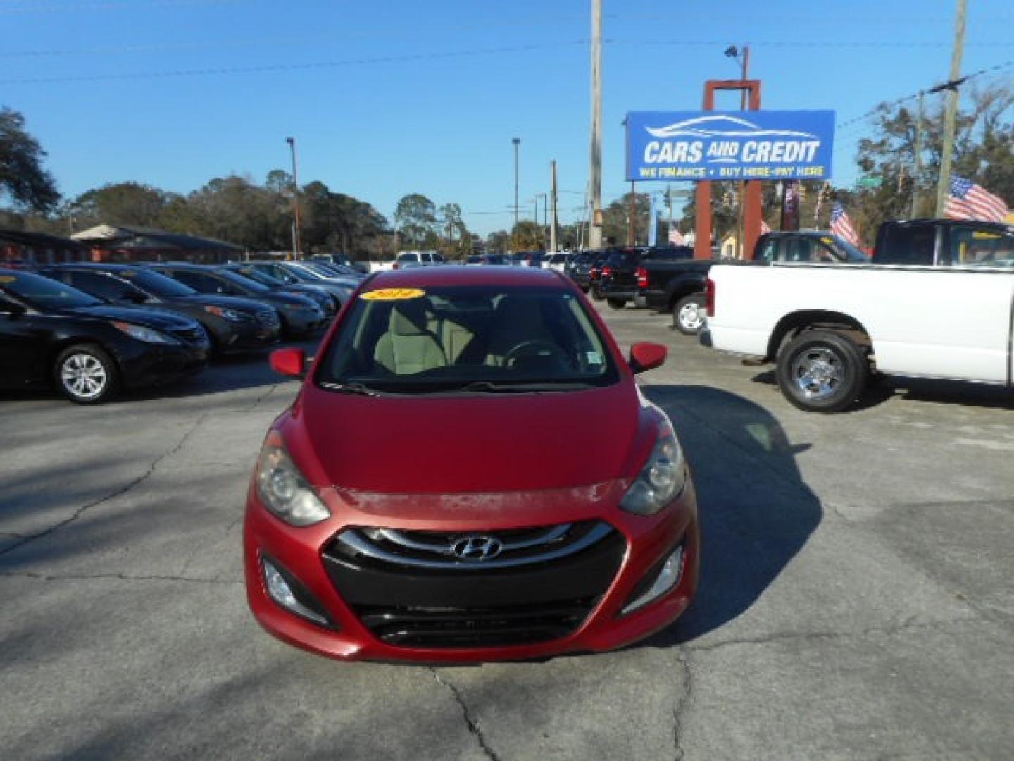 2014 RED HYUNDAI ELANTRA GT BASE (KMHD35LH8EU) , located at 1200 Cassat Avenue, Jacksonville, FL, 32205, (904) 695-1885, 30.302404, -81.731033 - Photo#0