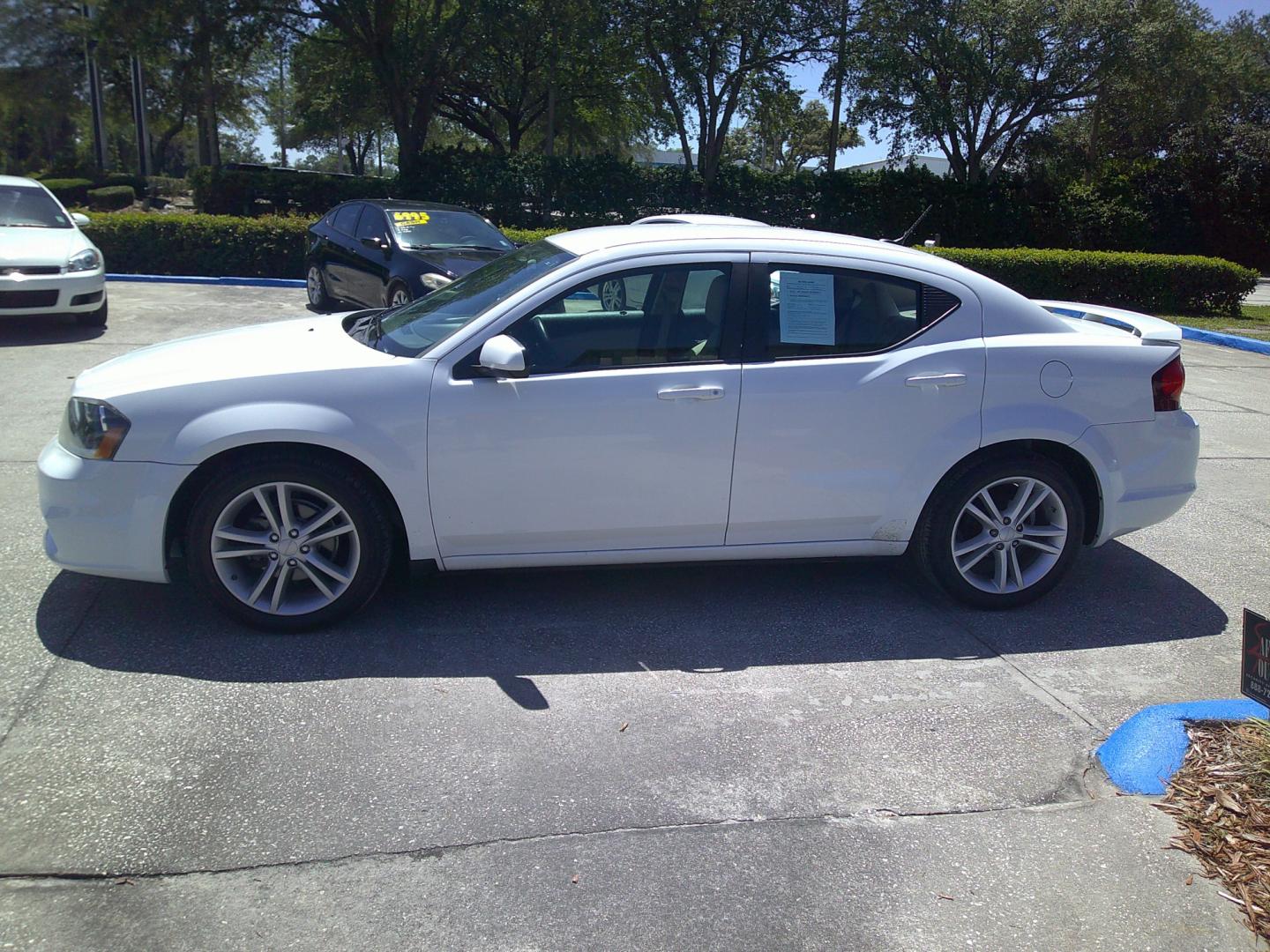 2014 WHITE DODGE AVENGER SXT (1C3CDZCB7EN) , located at 10405 Abercorn Street, Savannah, GA, 31419, (912) 921-8965, 31.988262, -81.131760 - Photo#4