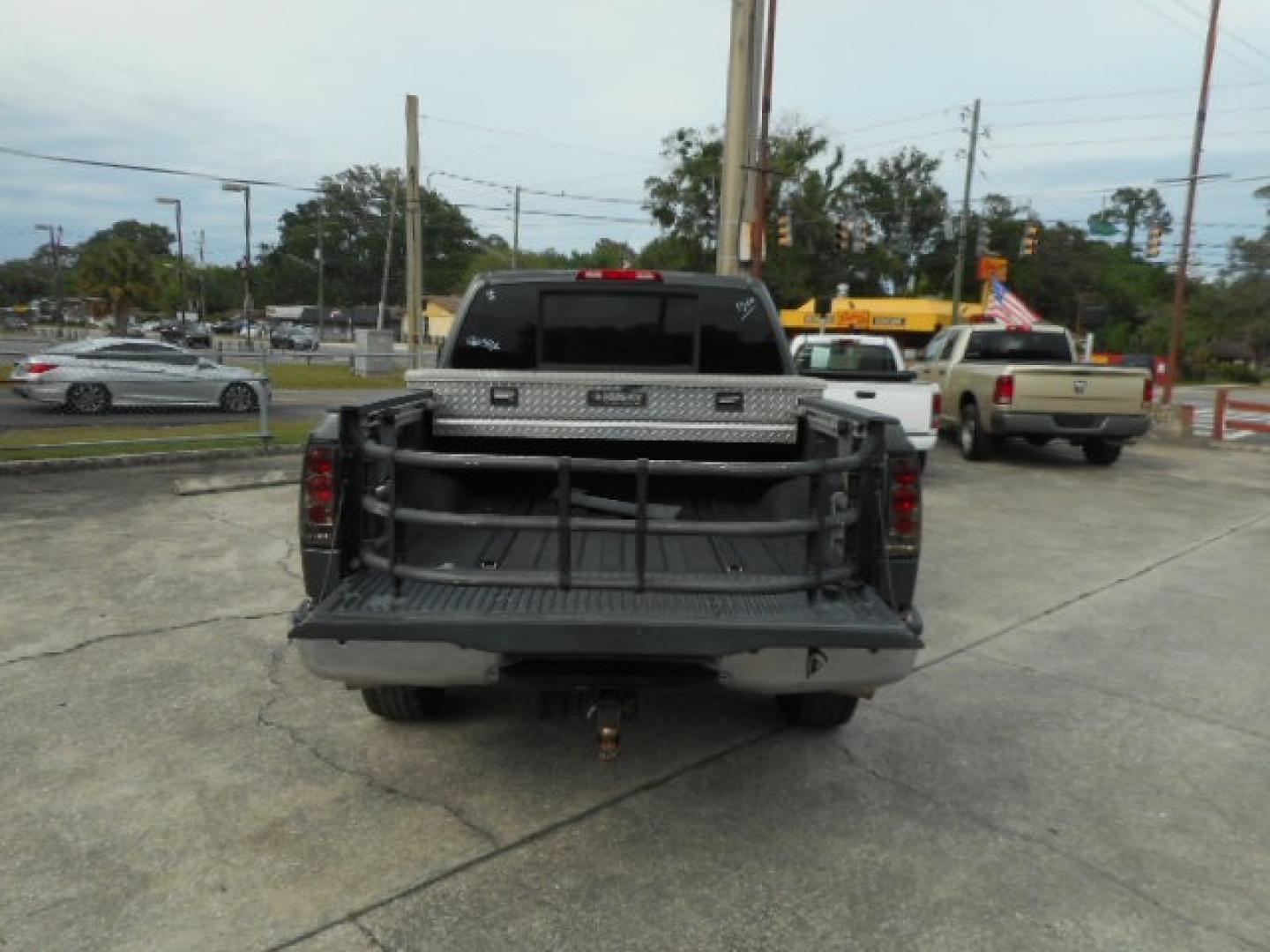 2010 GRAY NISSAN TITAN SE; LE; XE; PR (1N6BA0ECXAN) , located at 390 Hansen Avenue, Orange Park, FL, 32065, (904) 276-7933, 30.130497, -81.787529 - Photo#3