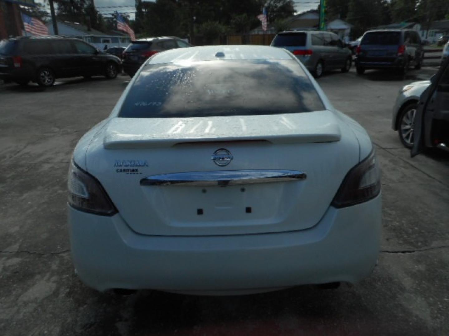 2014 WHITE NISSAN MAXIMA S; SV (1N4AA5AP6EC) , located at 10405 Abercorn Street, Savannah, GA, 31419, (912) 921-8965, 31.988262, -81.131760 - Photo#5