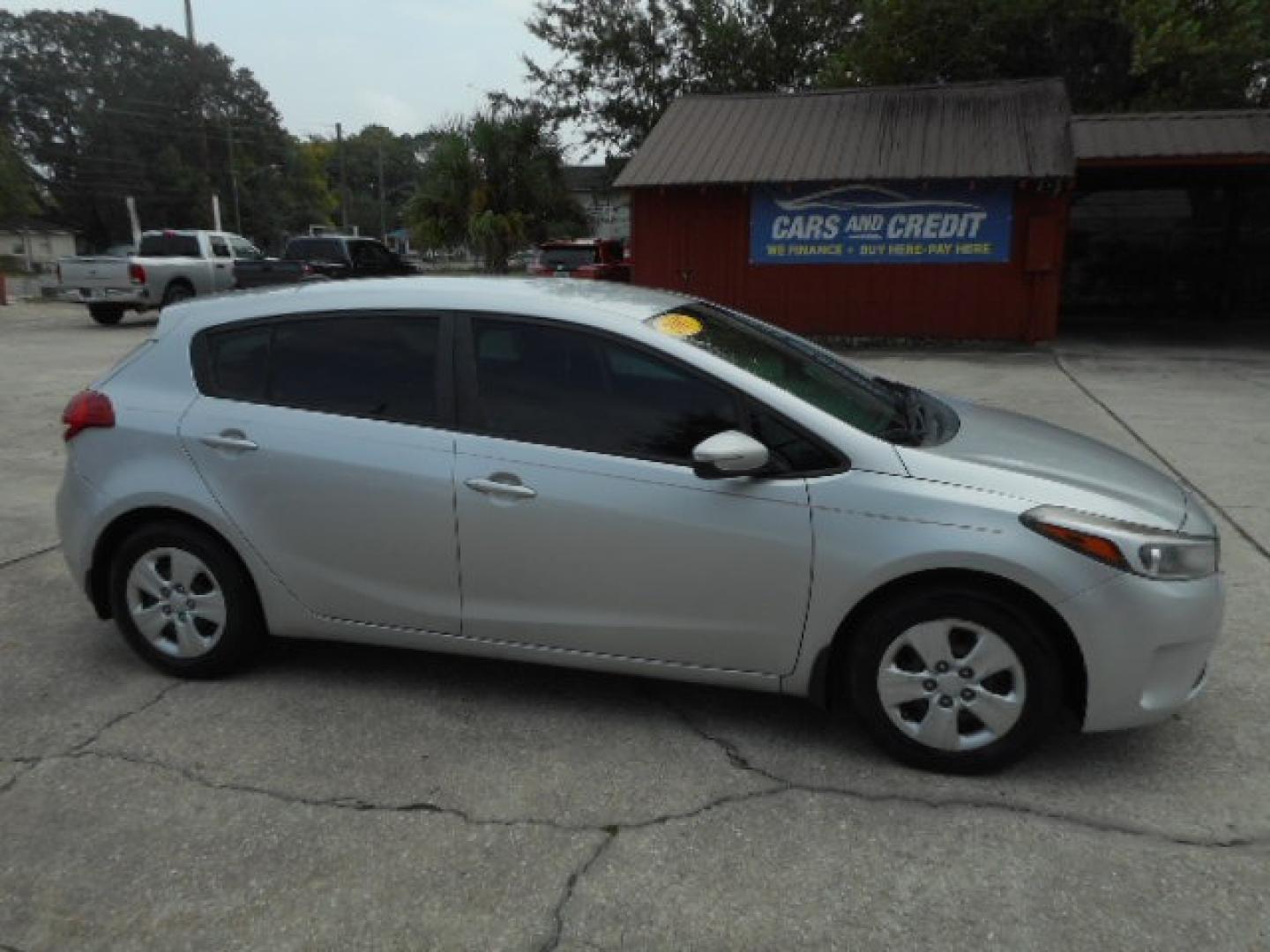 2017 SILVER KIA FORTE5 EX; LX (KNAFK5A87H5) , located at 10405 Abercorn Street, Savannah, GA, 31419, (912) 921-8965, 31.988262, -81.131760 - Photo#2