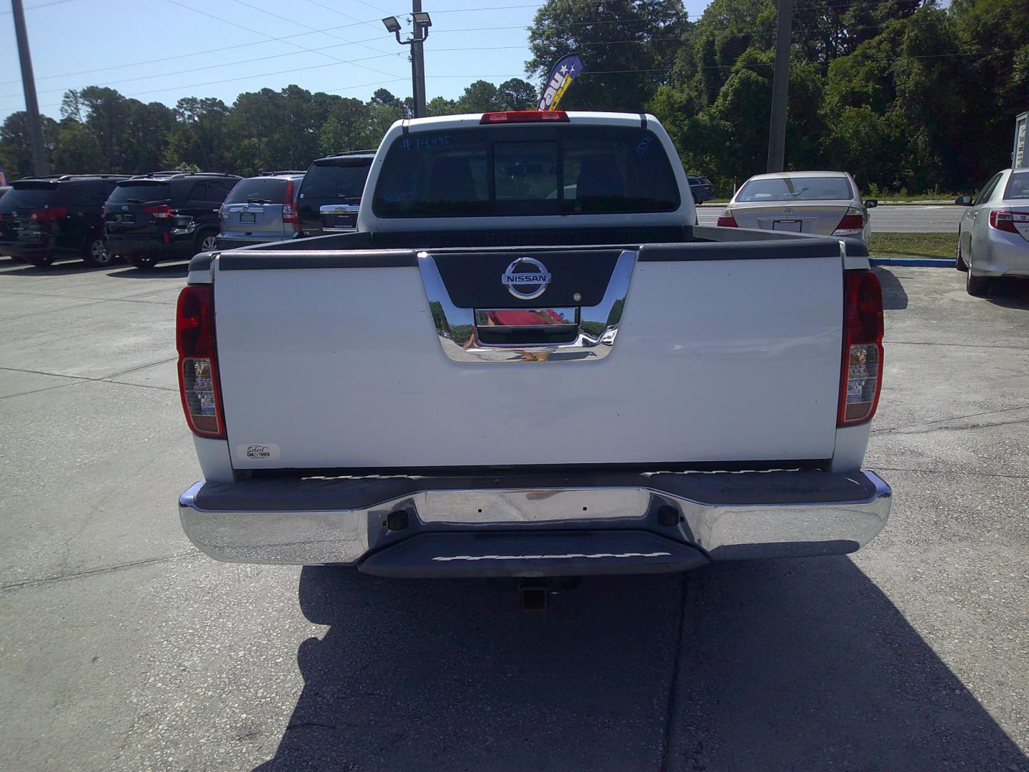 2010 WHITE NISSAN FRONTIER SE; XE (1N6BD0CT9AC) , located at 390 Hansen Avenue, Orange Park, FL, 32065, (904) 276-7933, 30.130497, -81.787529 - Photo#3