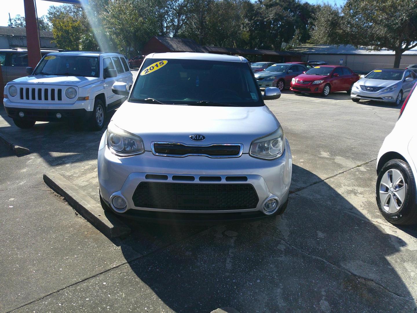 2015 SILVER KIA SOUL ! (EXCLAIM) (KNDJX3A53F7) , located at 1200 Cassat Avenue, Jacksonville, FL, 32205, (904) 695-1885, 30.302404, -81.731033 - Photo#0