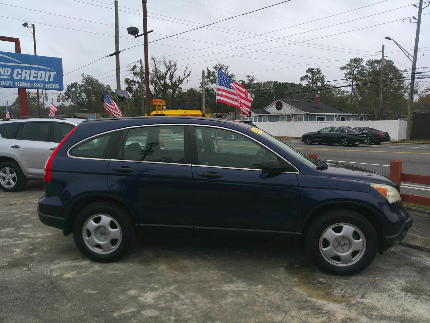 2008 BLUE HONDA CR-V LX (5J6RE48338L) , located at 1200 Cassat Avenue, Jacksonville, FL, 32205, (904) 695-1885, 30.302404, -81.731033 - Photo#2