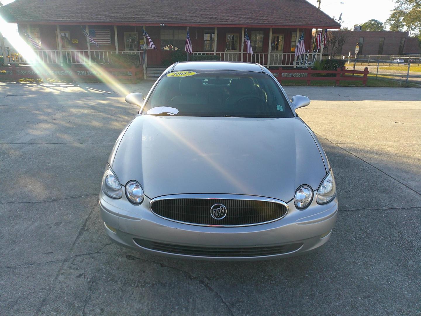 2007 SILVER BUICK LACROSSE CXL (2G4WD552971) , located at 10405 Abercorn Street, Savannah, GA, 31419, (912) 921-8965, 31.988262, -81.131760 - Photo#2