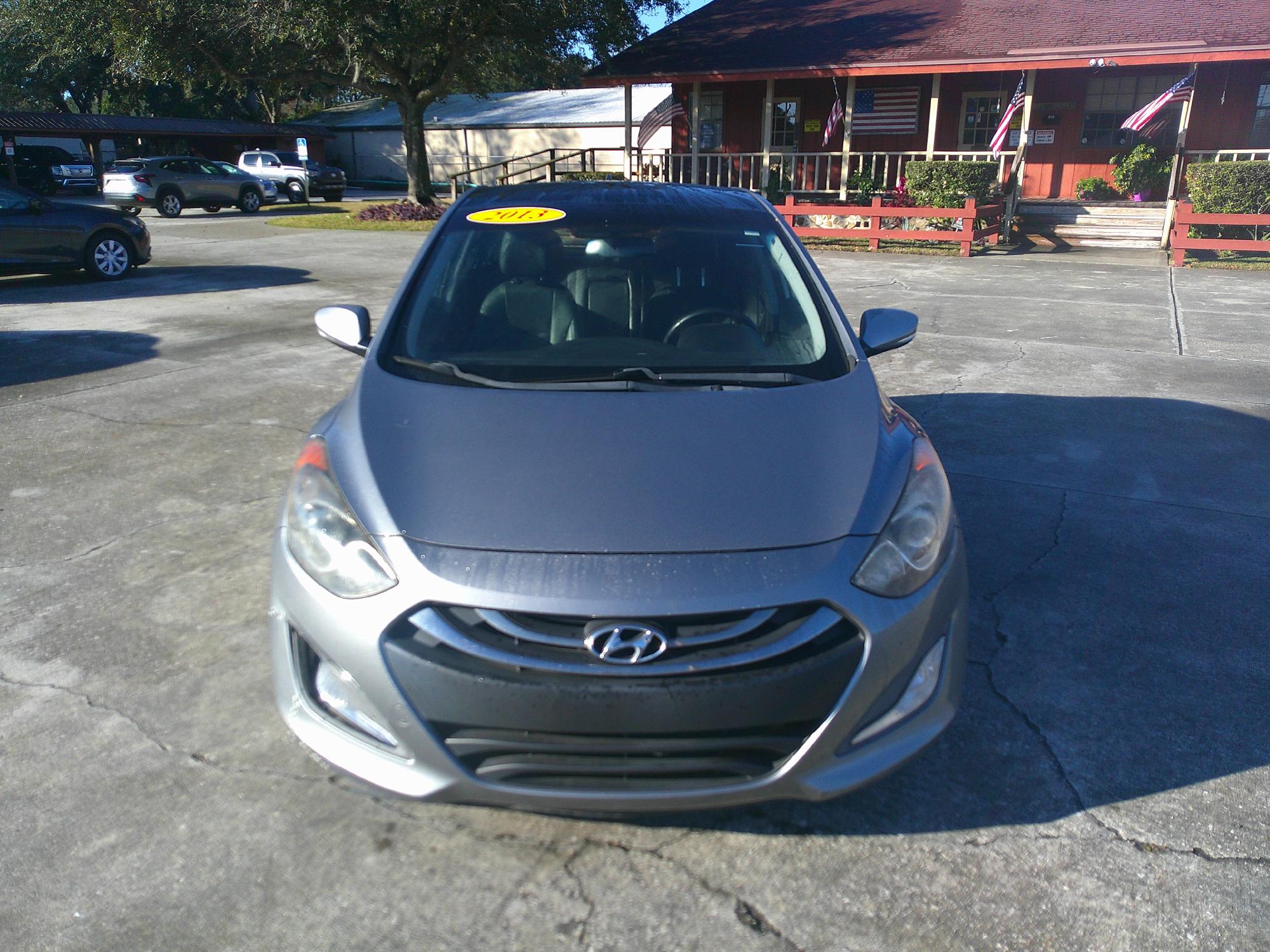 photo of 2013 HYUNDAI ELANTRA GT BASE 