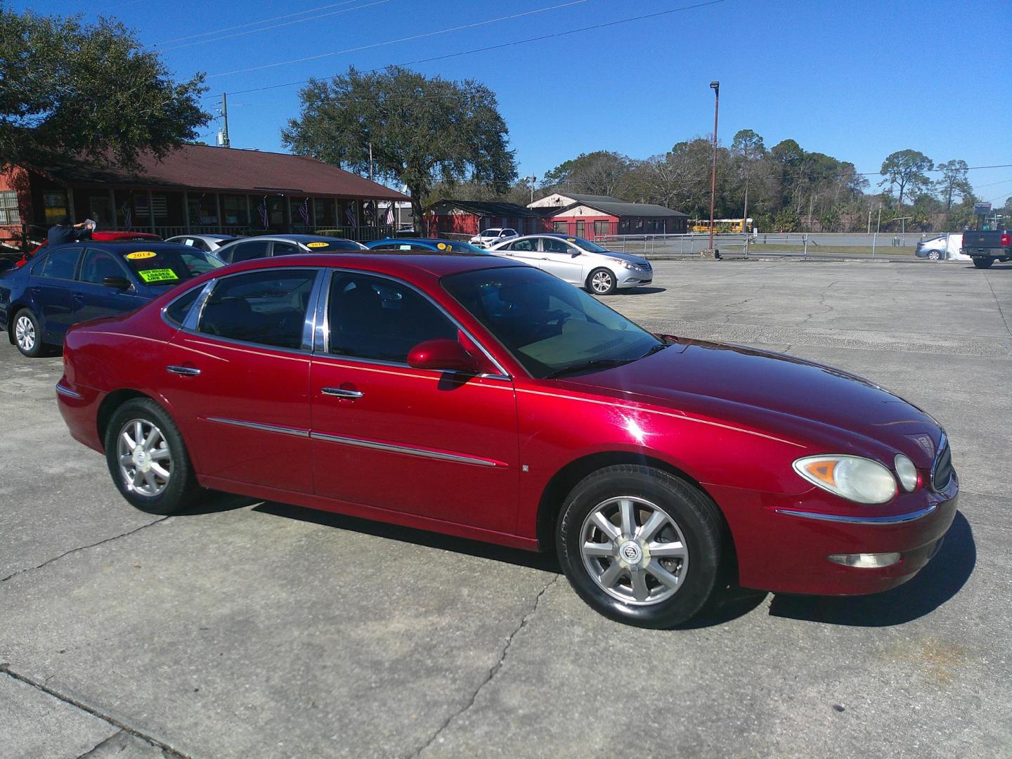 2007 RED BUICK LACROSSE CXL (2G4WD582871) , located at 1200 Cassat Avenue, Jacksonville, FL, 32205, (904) 695-1885, 30.302404, -81.731033 - Photo#2