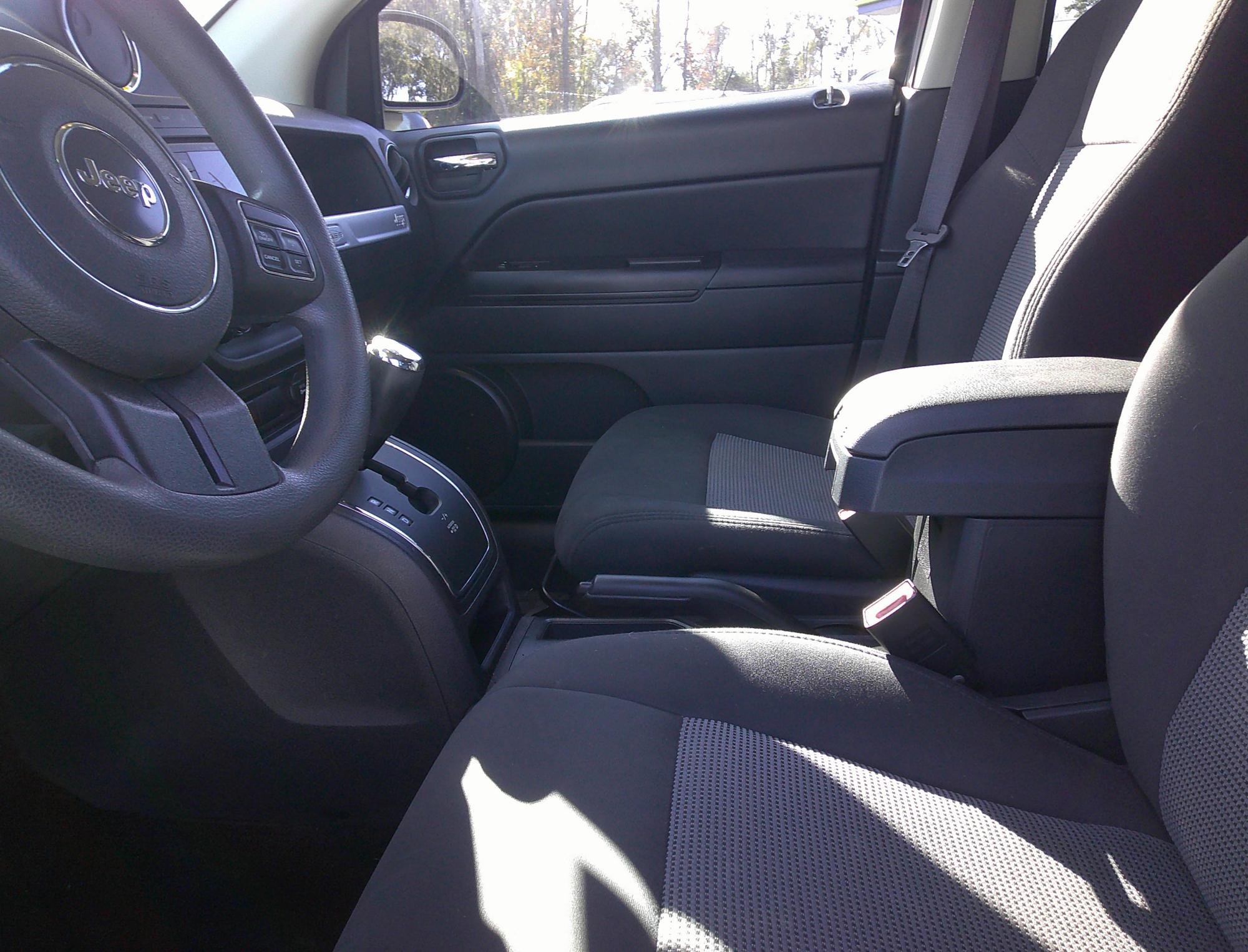 photo of 2014 JEEP COMPASS SPORT 