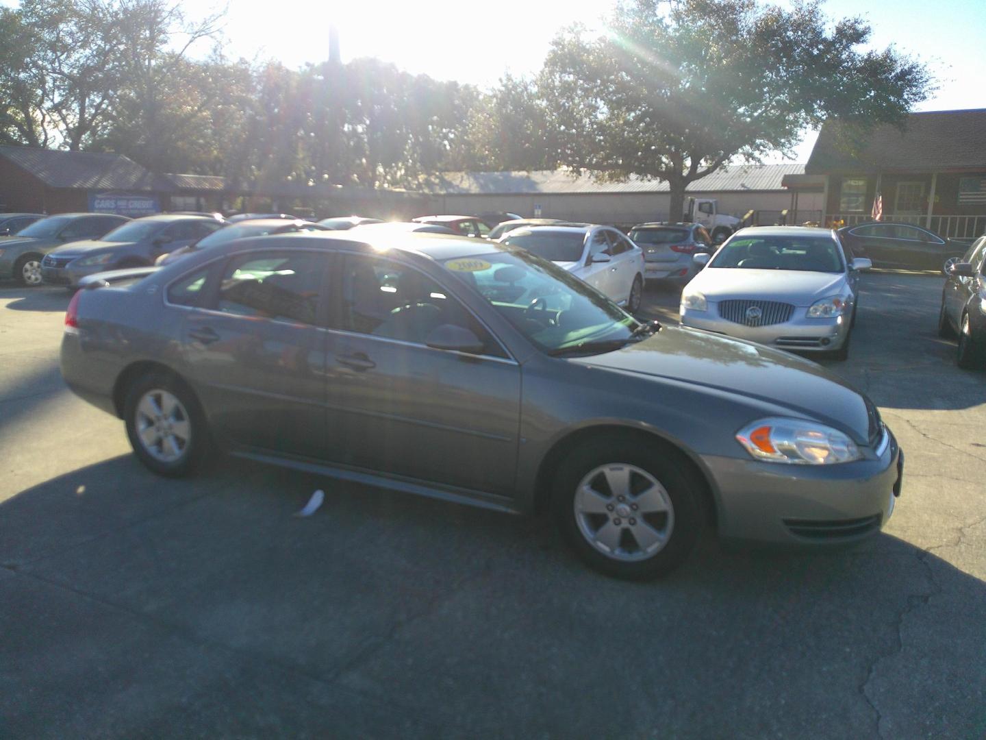 2009 GRAY CHEVROLET IMPALA LT (2G1WT57N591) , located at 10405 Abercorn Street, Savannah, GA, 31419, (912) 921-8965, 31.988262, -81.131760 - Photo#0