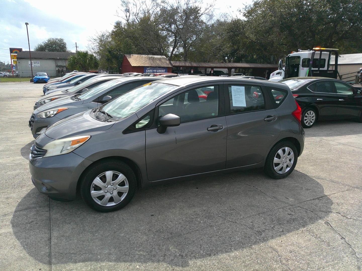 2016 GRAY NISSAN VERSA NOTE S; SV; S (3N1CE2CP8GL) , located at 1200 Cassat Avenue, Jacksonville, FL, 32205, (904) 695-1885, 30.302404, -81.731033 - Photo#2